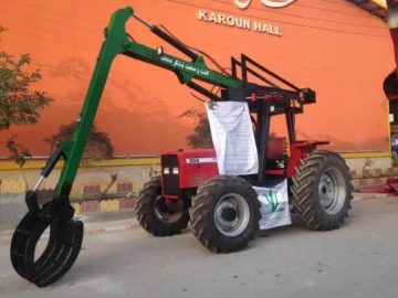 از اولین دستگاه «گراپ تراکتوری» نیشکر رونمایی شد