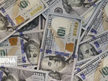 دلار با قیمت ۴۵ هزار تومان خریداری ندارد/ دلار به کانال ۳۰ هزار تومان بازمی‌گردد