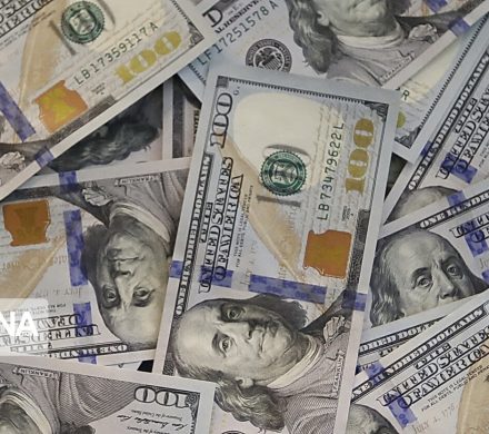 دلار با قیمت ۴۵ هزار تومان خریداری ندارد/ دلار به کانال ۳۰ هزار تومان بازمی‌گردد