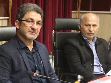 اولین جلسه بررسی روشهای نوین آموزش موثر مکالمه زبان خارجه درشرکت نفت و گاز کارون