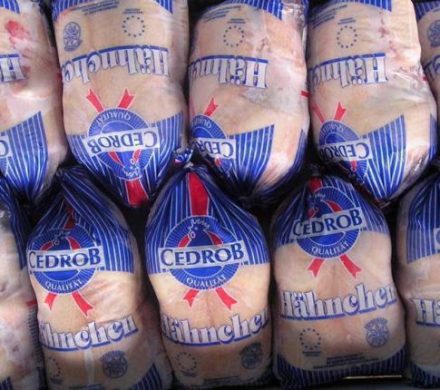 تامین و توزیع مرغ مورد نیاز استان /تشکیل پرونده برای ۹۷۴ واحد متخلف در ایام نوروز