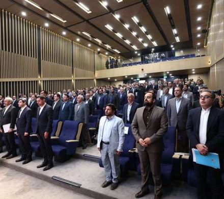 تجلیل از مدیرعامل شرکت ملی مس در همایش «برترین‌های بورس کالای ایران»