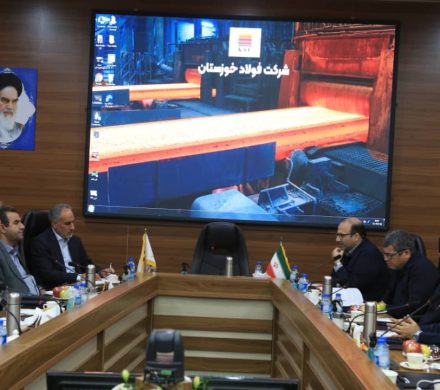 نشست مدیرعامل شرکت فولاد خوزستان با مدیرعامل برق منطقه‌ای استان