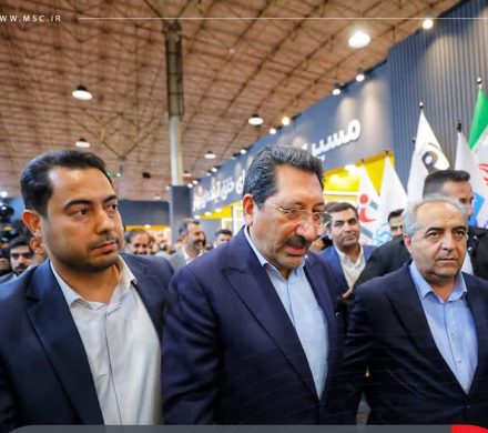 بازدید وزیر صنعت، معدن و تجارت از غرفه شرکت فولاد توانآور آسیا در نمایشگاه متافو تبریز