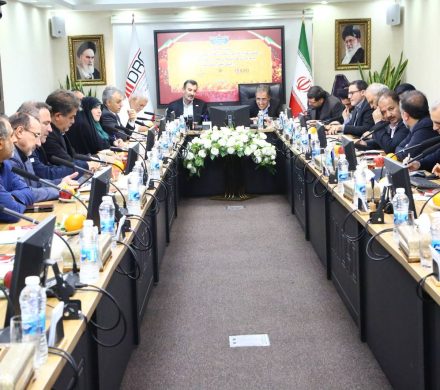 خلوصی: رشد ۱۳ درصدی بخش معدن؛ نیازمند ۳۰ میلیارد دلار سرمایه گذاری است/ تاکید بر برگشت وجوه حاصل از واگذاری سهام به ایمیدرو