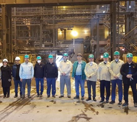 در دیدار مدیرکل نظارت بر اجرای استاندارد انرژی و محیط زیست کشور از فولاد خوزستان مطرح شد: چراغ صنعت عامل روشن نگه‌داشتن چراغ خانه