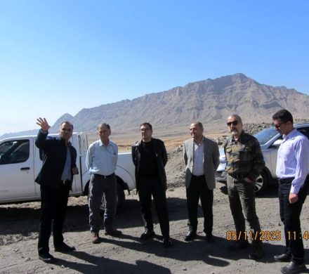 بازدید مدیرعامل و عضو هیأت مدیره شرکت آلومینای ایران از معادن بوکسیت یزد/ تحقق ۱۲۹ درصدی برنامه تولید و تأکید بر توجه ویژه به نیروی انسانی و پرورش نیروهای متخصص