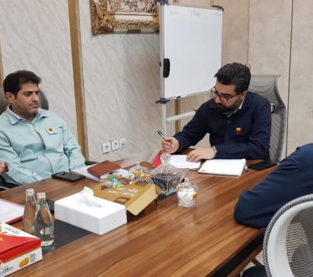 دیدار چهره به چهره معاون منابع انسانی و امور اجتماعی با کارکنان شرکت فولاد خوزستان