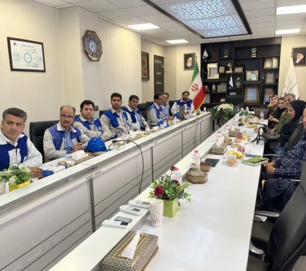 حضور مسئولین سازمان محیط زیست استان اصفهان در شركت فولاد امیركبیر كاشان؛ گامی بلند در راستای صنعت سبز
