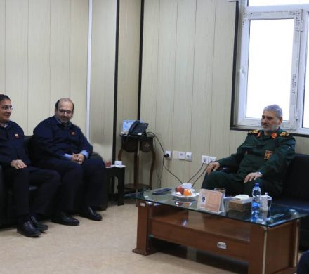 دیدار مدیرعامل شرکت فولاد خوزستان و هیات همراه با فرمانده سپاه حضرت ولیعصر (عج)