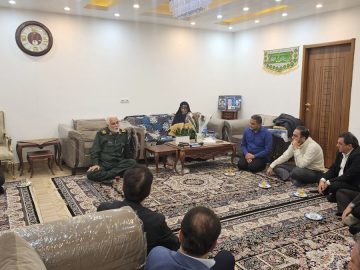 دیدار مدیرعامل گروه ملی صنعتی فولاد ایران با خانواده گرانقدر شهید ولیزاده
