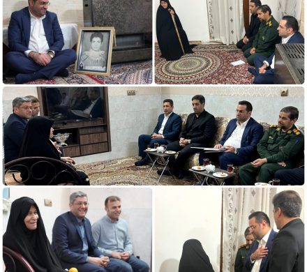دیدار مدیرعامل شرکت فولاد آلیاژی ایران با مادران شهدای اشکذر