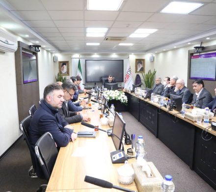 تدوین برنامه جبرانی و تسریع در تکمیل طرح نورد گرم فولاد مبارکه