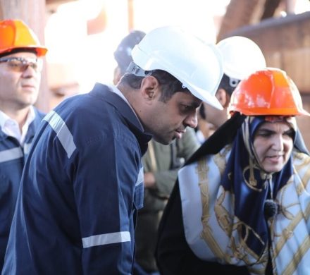 بازدید مشاور رئیس‌جمهور در امور همکاری‌های اقتصادی از شرکت صبا فولاد خلیج فارس