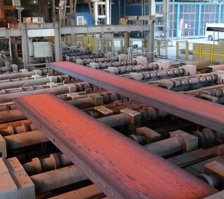 تغییر رویکرد تولید فولاد هرمزگان از “افزایش صرف سرعت” به سمت افزایش بهره‌وری