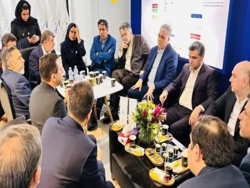 پترول میزبان نمایندگان مجلس در نمایشگاه پتروکم ۱۴۰۴