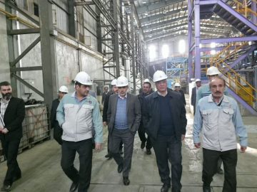بازدید مدیران کل نظارتی و اقتصادی استان چهار محال و بختیاری از فولاد توان‌آور آسیا