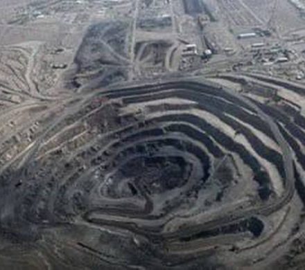 رشد بازار داخلی هم‌زمان با ارتقای بهره‌وری در دی‌ماه چادرملو
