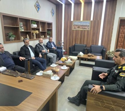 دیدار مدیرعامل شرکت آهن و فولاد ارفع با فرمانده انتظامی جدید شهرستان اردکان