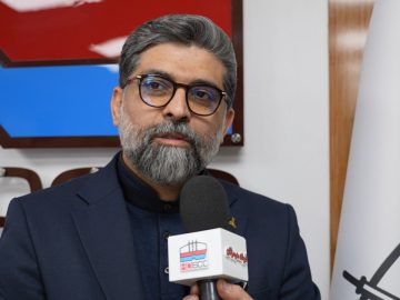 رئیس هیئت عامل ایدرو: فولاد هرمزگان یک مجموعه کاملا فنی و حرفه‌ای در سطوح مختلف است