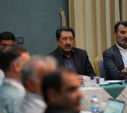 وزیر صمت اعلام کرد: برنامه‌ریزی برای تامین ورق‌های فولادی و جبران کسری تولید