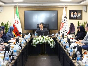 تعامل بخش معدن و محیط زیست با رویکرد تسریع در صدور مجوزها و حفظ تولید