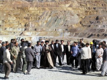 یادآوری یک روز ویژه در تاریخ صنعت مس ایران ۱۸ اردیبهشت؛ سالروز یک بازدید تاریخی از مجتمع مس سرچشمه
