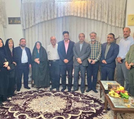 تقدیر شرکت ارفع از معلمان بازنشسته در آستانه روز معلم