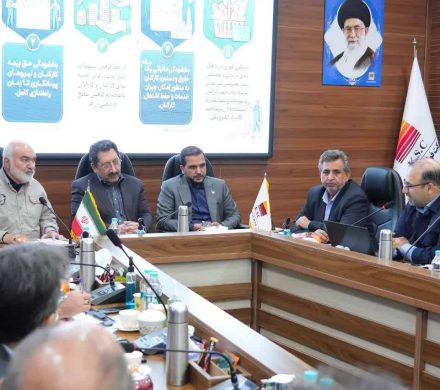مدیرعامل فولاد خوزستان در دیدار با وزیر صمت: حمله به این مجتمع، هدف قرار دادن معیشت ۱۷ هزار خانواده است
