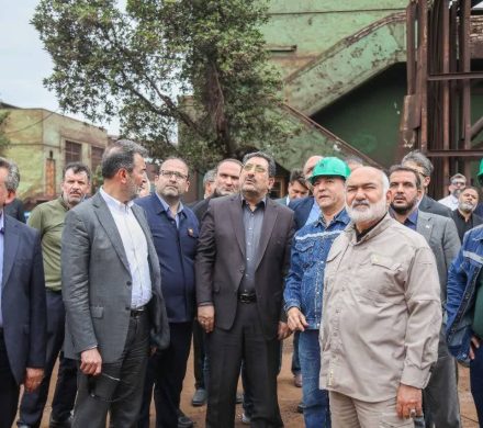وزیر صمت در بازدید از فولاد خوزستان تاکید کرد؛ حمایت از صنایع مادر و کلیدی با نگاه ملی