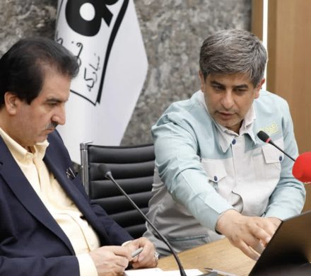 مدیرعامل فولاد مبارکه تشریح کرد: صیانت از ۳۰ هزار شاغل