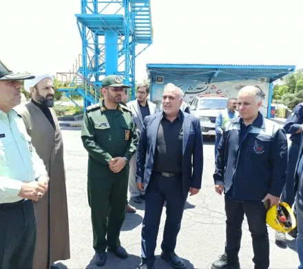 بازدید فرماندار لنجان و اعضای شورای تأمین شهرستان از بخشهای مختلف ذوبآهن اصفهان