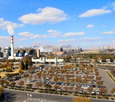 دریافت اسناد تکبرگی؛ گامی مؤثر در تثبیت مالکیت و صیانت از سرمایههای ذوب آهن اصفهان