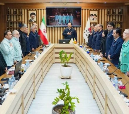 برگزاری جلسه هماهنگی مجمع سالانه شرکت فولاد خوزستان/ تأکید امین ابراهیمی بر اهمیت شفافیت در گزارش دهی و پاسخگویی به سهامداران
