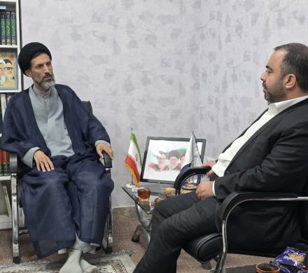 دیدار مدیرعامل شرکت فولاد ارفع با مسئولان اردکان