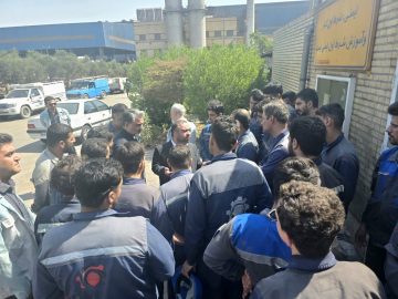 حضور میدانی مدیرعامل شرکت آهن و فولاد ارفع در جمع کارگران