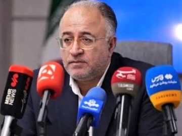 زراسوندی “زمین‌شناس فرهیخته ” کشور شد
